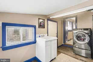 125 E North St, Carlisle, PA 17013 - Photo 12