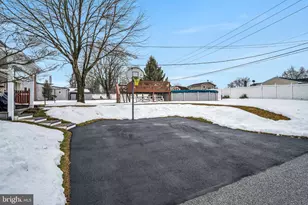 1972 Douglas Dr, Carlisle, PA 17013 - Photo 2