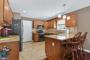 37 Blue Spruce Dr, Enola, PA 17025 - Photo 8