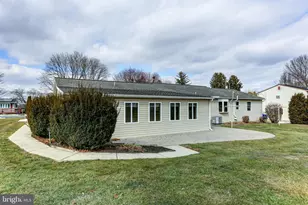 339 Stoner Rd, Mechanicsburg, PA 17055 - Photo 6