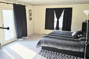 400 S Penn St, Shippensburg, PA 17257 - Photo 6