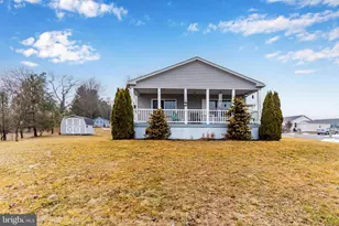 102 Oriole Dr, Carlisle, PA 17013 - Photo 24