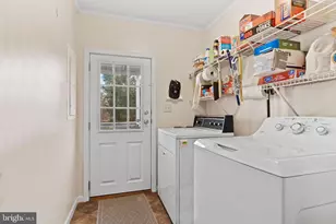 102 Oriole Dr, Carlisle, PA 17013 - Photo 16