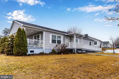 102 Oriole Drive, Carlisle, PA 17013 - Photo 1