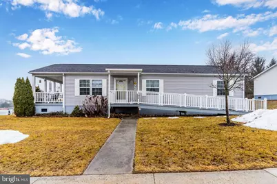 102 Oriole Drive, Carlisle, PA 17013 - Photo 2