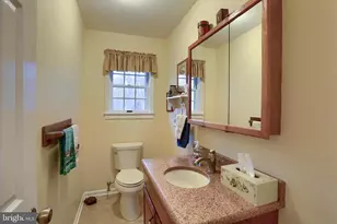 1854 W Lisburn Rd, Carlisle, PA 17015 - Photo 16