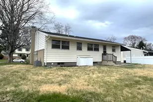 3415 Hawthorne Dr, Camp Hill, PA 17011 - Photo 4