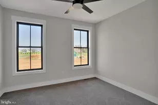 1 Peyton Dr, Carlisle, PA 17015 - Photo 46