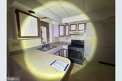 21 N Queen Street, Shippensburg, PA 17257 - Photo 4