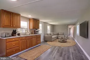 23 Aspen Ln, Carlisle, PA 17015 - Photo 2