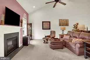 708 Gladstone Ct, Mechanicsburg, PA 17055 - Photo 12