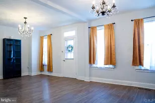 231 W Locust St, Mechanicsburg, PA 17055 - Photo 8