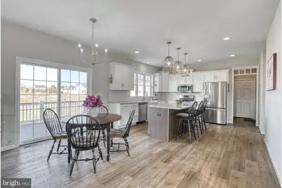 102 Berkshire Drive, Carlisle, PA 17015 - Photo 4