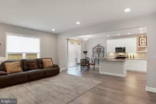 151 Moorefield St, Mechanicsburg, PA 17055 - Photo 8