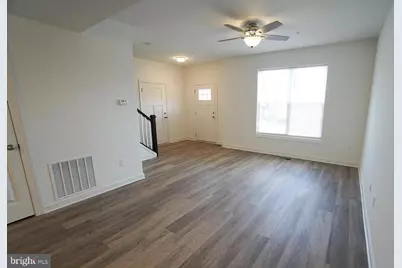 30 Parkview Drive #15, Carlisle, PA 17013 - Photo 2