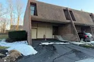 642 Cedar Ridge Ln, Mechanicsburg, PA 17055 - Photo 1