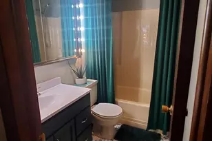 642 Cedar Ridge Ln, Mechanicsburg, PA 17055 - Photo 2