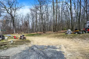 411 Mountain View Rd, Mount Holly Springs, PA 17065 - Photo 18