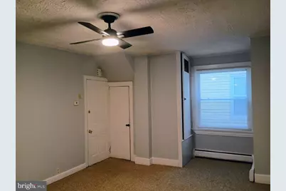 19 W Locust Street, Mechanicsburg, PA 17055 - Photo 8