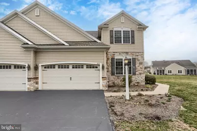 427 Carmella Drive, Mechanicsburg, PA 17050 - Photo 2