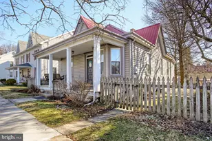 257 Arch St, Carlisle, PA 17013 - Photo 2