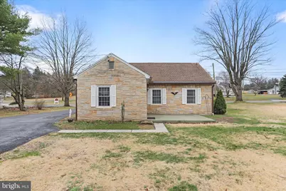 301 Roxbury Road, Shippensburg, PA 17257 - Photo 2
