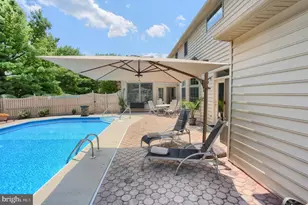 15 Derbyshire Dr, Carlisle, PA 17015 - Photo 8