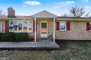 152 S Old Stone House Road S, Carlisle, PA 17015 - Photo 2