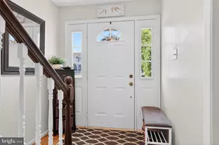 722 Allenview Dr, Mechanicsburg, PA 17055 - Photo 2
