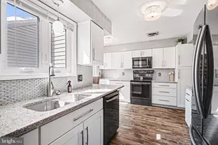 1822 Creek View Dr, New Cumberland, PA 17070 - Photo 4