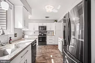 1822 Creek View Dr, New Cumberland, PA 17070 - Photo 2