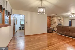 1022 E Lisburn Rd, Mechanicsburg, PA 17055 - Photo 8