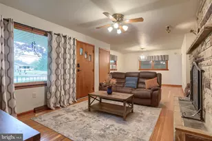 1022 E Lisburn Rd, Mechanicsburg, PA 17055 - Photo 6