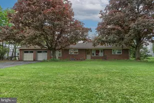 1022 E Lisburn Rd, Mechanicsburg, PA 17055 - Photo 2