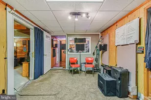 141 Simmons Rd, Mechanicsburg, PA 17055 - Photo 16