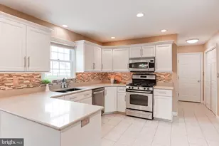 10 Silver Maple Dr, Boiling Springs, PA 17007 - Photo 12