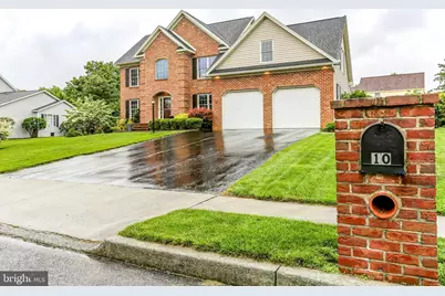 10 Silver Maple Drive, Boiling Springs, PA 17007 - Photo 1