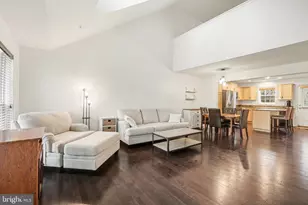 247 Aldenwood Dr, Carlisle, PA 17015 - Photo 2