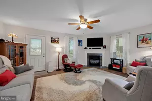 107 Hilltop Ct, Camp Hill, PA 17011 - Photo 12