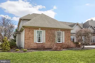 990 Grandon Way, Mechanicsburg, PA 17050 - Photo 4