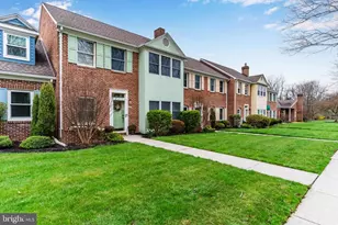 1208 White Birch Ln, Carlisle, PA 17013 - Photo 2