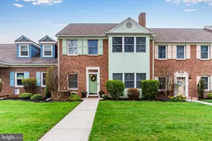 1208 White Birch Ln, Carlisle, PA 17013 - Photo 1