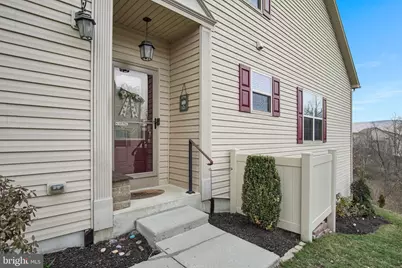 104 Crest View, Carlisle, PA 17013 - Photo 2