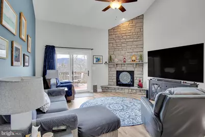 104 Crest View, Carlisle, PA 17013 - Photo 8