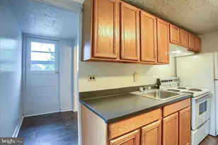 310 S Market St, Mechanicsburg, PA 17055 - Photo 10