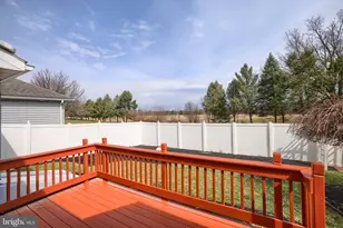 8 Longwood Dr, Mechanicsburg, PA 17050 - Photo 18