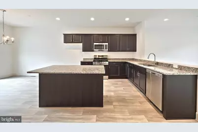 102 Madison Drive, Mechanicsburg, PA 17055 - Photo 2