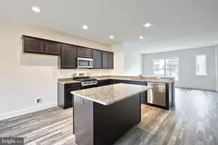 105 Madison Dr, Mechanicsburg, PA 17055 - Photo 2