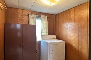 32 Shippensburg Mobile Estate, Shippensburg, PA 17257 - Photo 14