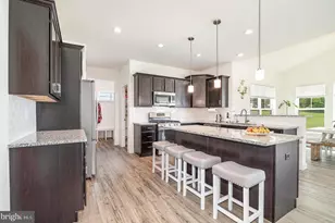 6320 Neha Dr, Mechanicsburg, PA 17050 - Photo 12